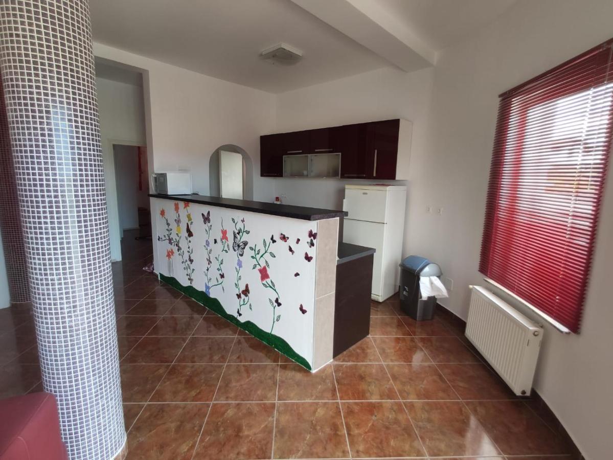 App Margareta Apartment Umag Exterior foto
